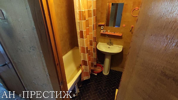 Трехкомнатная квартира в Кисловодске на ул. Куйбышева | Код 3571